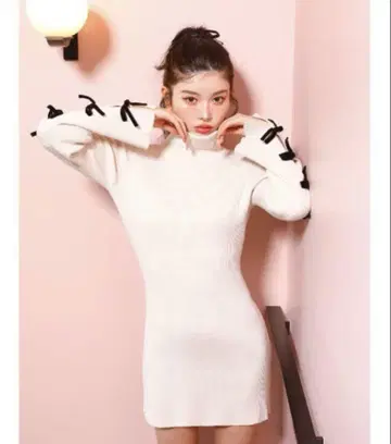 다리치 암 리본 리브 니트 미니 원피스