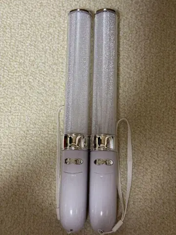 화이트 글리터 응원봉 2개 세트
