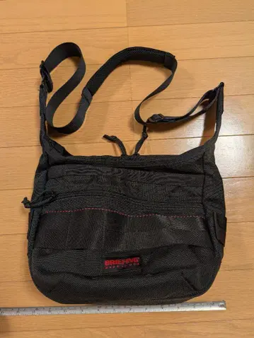 브리핑 블랙 숄더백