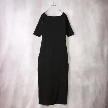 고베 레 오카베 아유미 콜라보 니트 원피스 블랙