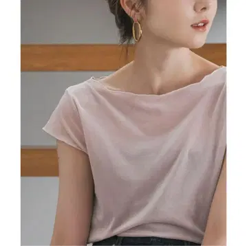 완판 [ 새상품급 ] NOBLE 시어 벨로아 캡 슬리브 Tee 핑크