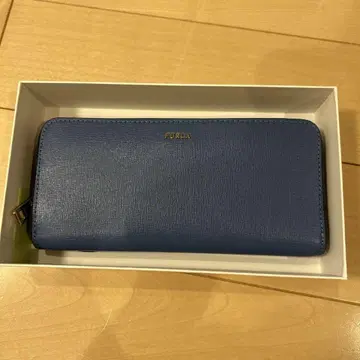새상품 훌라 바빌론 블루 지갑