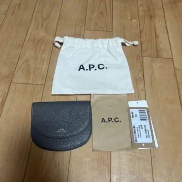 A.P.C 미니 지갑