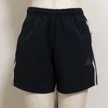 adidas 라인 숏팬츠