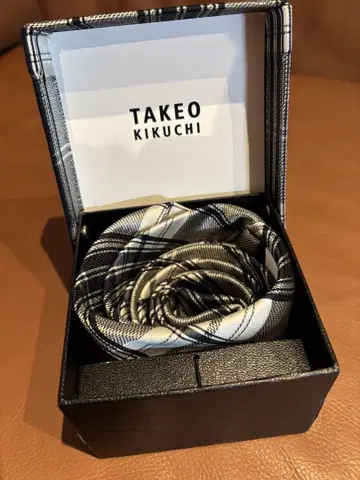 TAKEO KIKUCHI 체크 무늬 넥타이 기프트 박스 포함