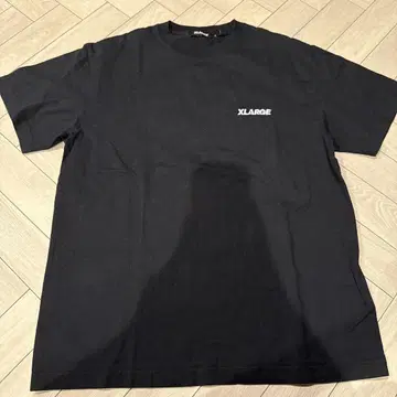 XLARGE 블랙 티셔츠 백 프린트