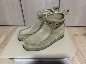 SSZ x AH Clarks WALLAROO UK7.5