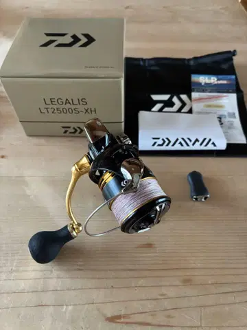 다이와 레갈리스 LT2500S-XH RCS 노브 포함