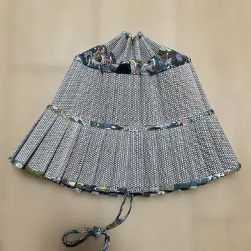 로라 머레이 로나 머레이 밀란 모자 M