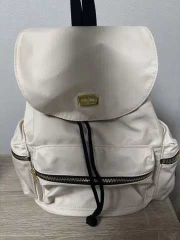 [ 새상품급 ] MARY QUANT 아이보리 나일론 백팩