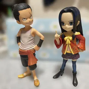 애니메이션 캐릭터 피규어 15cm 스태츄