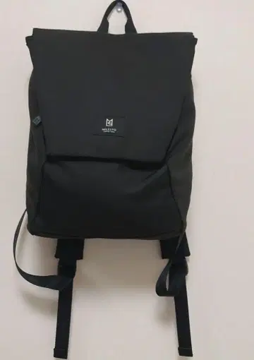 MILESTO 심플 블랙 백팩