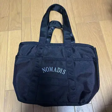 노마디스 블랙 토트백