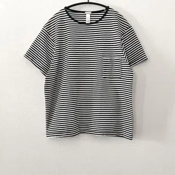 야에카 보더 포켓 티셔츠 반팔