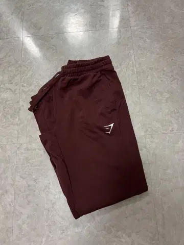 미사용 새상품 GYMSHARK 남성용 스웨트 팬츠 M 사이즈