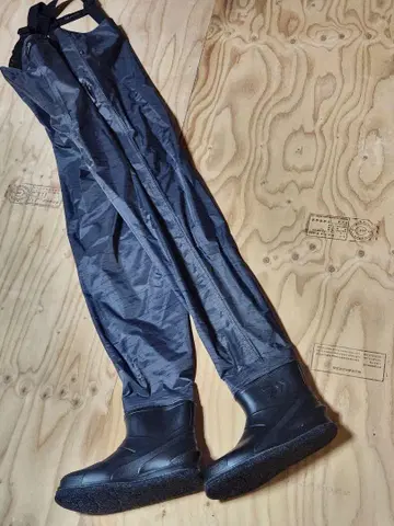 다이와 웨더 FW 4202R 슬래시 그레이 LL