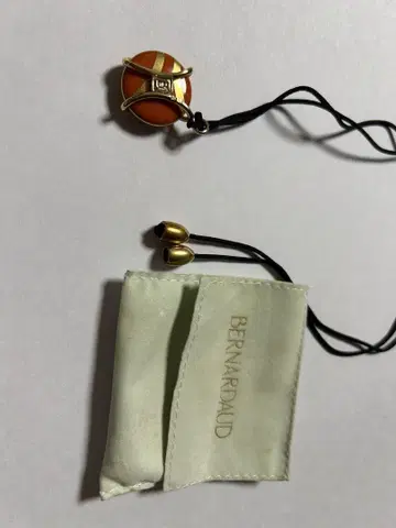 베르나르도(프랑스) 펜던트