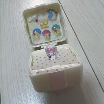 딸기 신문 50주년 기념 유메큥 링 BOX 피아노