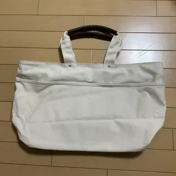 화이트 브라운 토트백 캔버스