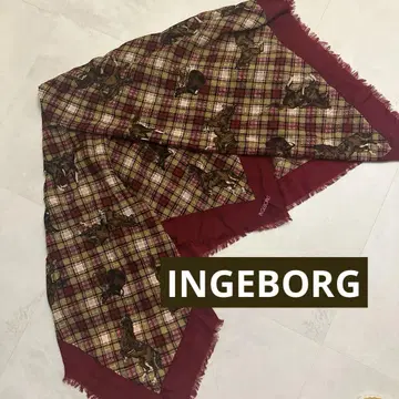 INGEBORG 말과 체크 무늬 스톨