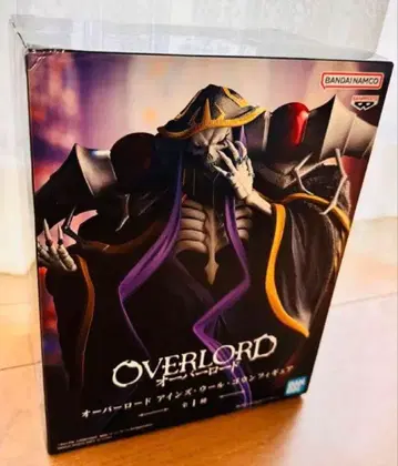 OVERLORD의 피규어, 아인즈 울 고운