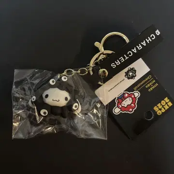 미야쿠미야쿠 산리오 키링 블랙 변신 시나몬 롤 블랙 엑스포