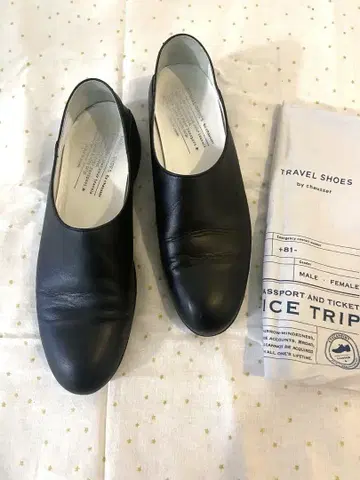 Chausser Travel Shoes 블랙 슬립온 39 쇼세