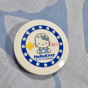 헬로키티 미러 포함 컴팩트