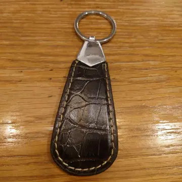 가죽 크로코다일 패턴 압인 키링