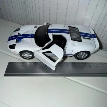 킨스마트 2006 포드 GT 미니카