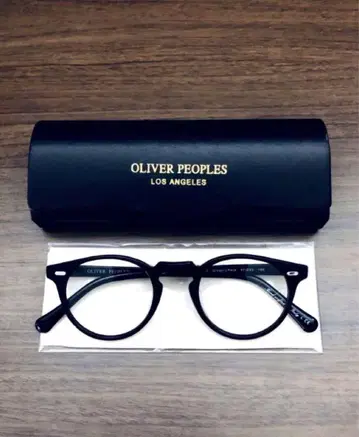 OLIVER PEOPLES OV5186