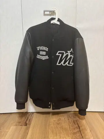 ZARA 블랙 스탠드 칼라 재킷 M 사이즈