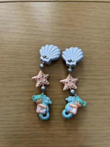 폴리포켓 씨쉘 귀찌