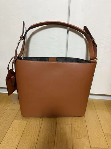 숄더백 브라운