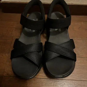 스케쳐스 샌들 슬립인스 24cm 완판템 핸즈프리