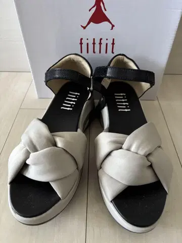 fitfit 쿠션 트위스트 샌들 (베이지 블랙)