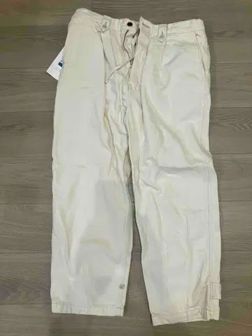 JAPAN BLUE JEANS 바나나 데님 워크 팬츠 일본제