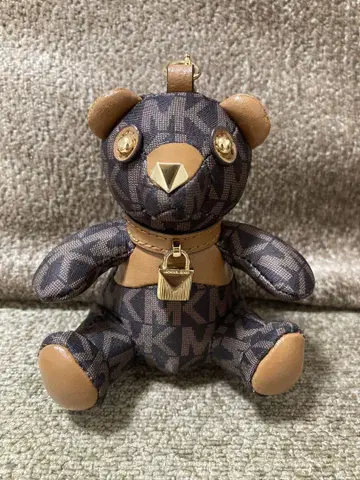 MICHAEL KORS 곰돌이 참 브라운