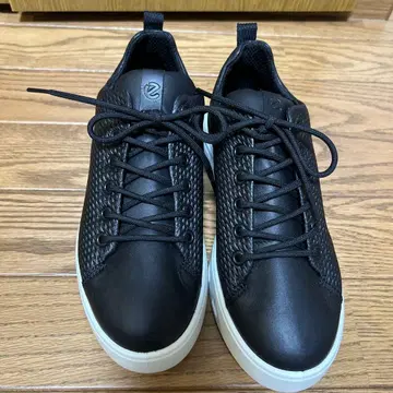 ECCO Street 720 W 고어텍스 블랙 스니커즈