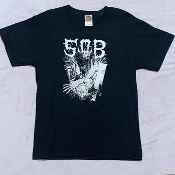 S.O.B 티셔츠 SxOxB SOB 검은색 배경에 흰색 프린트