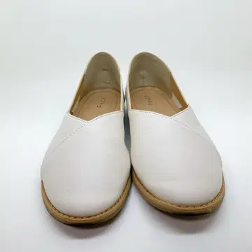 프로이데 Freude 펌프스 23.5cm