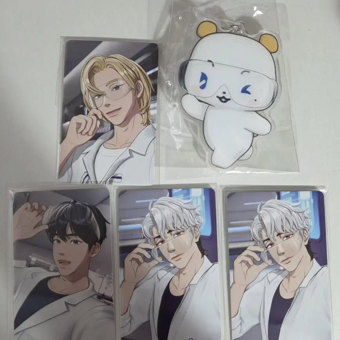 PLAVE | 플레이브 Mediheal Playve MMeMiMu Mwah Mirror Keyring