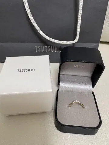 TSUTSUMI 골드링 3 스톤