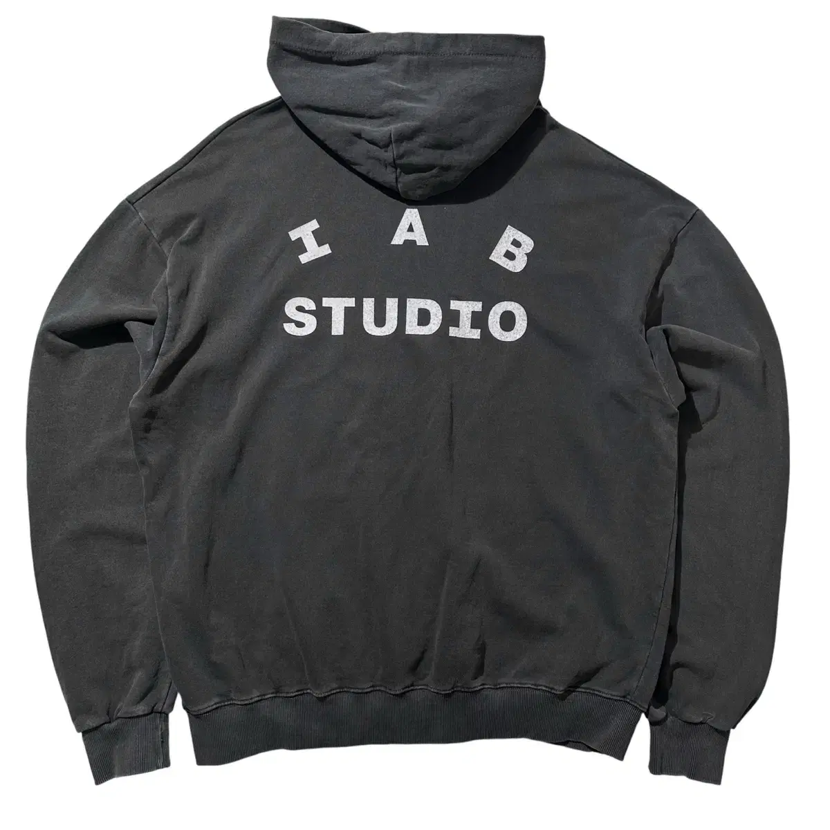 Shop Iabstudio on Bunjang Global Site - No more Korean account!