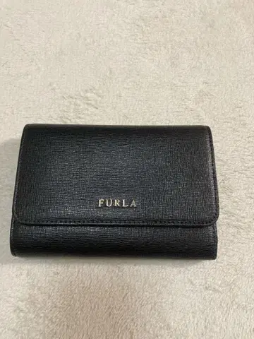 새상품급 FURLA 3단 폴더형 지갑