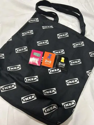 IKEA 태국 쿠빤비트점 한정 핀 배지 3종, 에코백