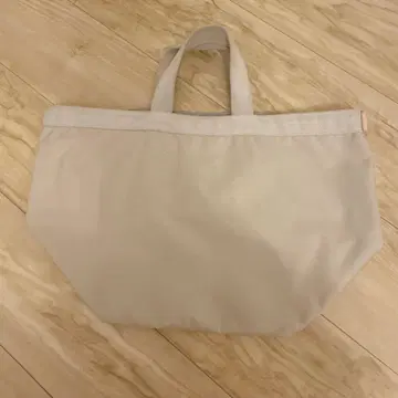 에르베샤펠리에 토트 L