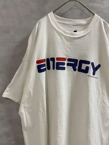 ISNESS MUSIC 티셔츠 화이트