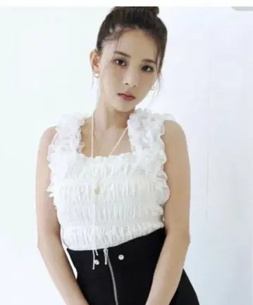 snidel 튤 숄더 셔링 TOPS