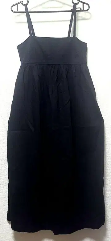 유니클로 캐미 원피스 블랙